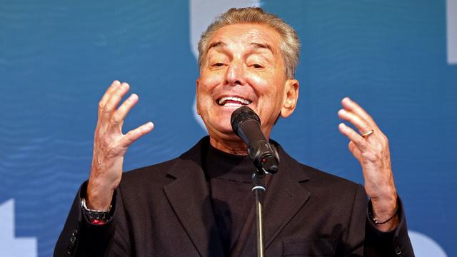 Demo nach Friedman-Ausladung: Kundgebung nach Friedman-Ausladung auf Markt Klütz