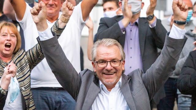 Stichwahlen in NRW: Panne bei Auszählung: In Mülheim liegt doch CDU-Mann vorne