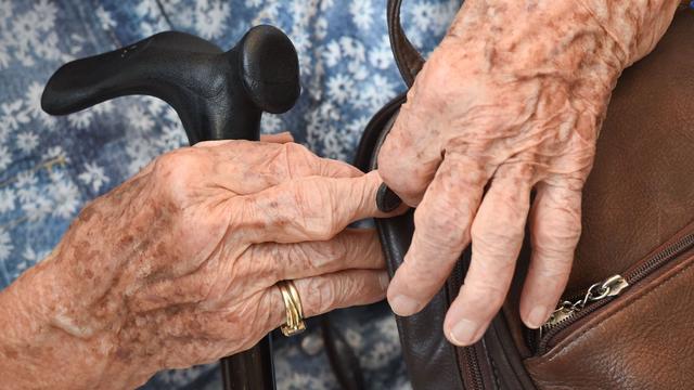 Hochbetagte: Zahl der mindestens Hundertjährigen in Deutschland steigt