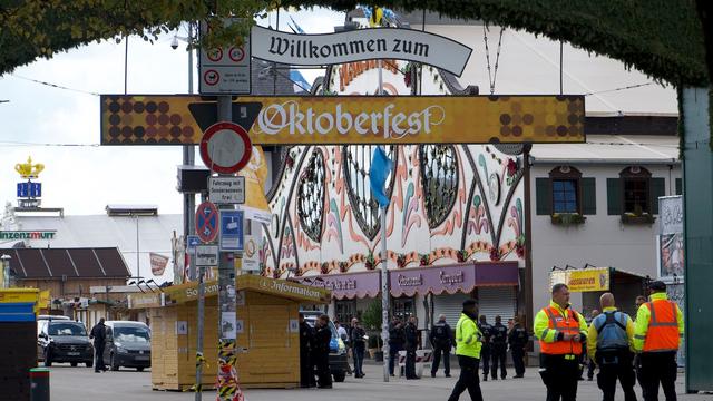 Großeinsatz in München: Innenminister: "Bombiges Erlebnis" auf Wiesn angekündigt
