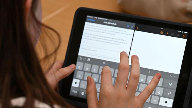 Bildung: Fortbildung in Künstlicher Intelligenz für Lehrkräfte