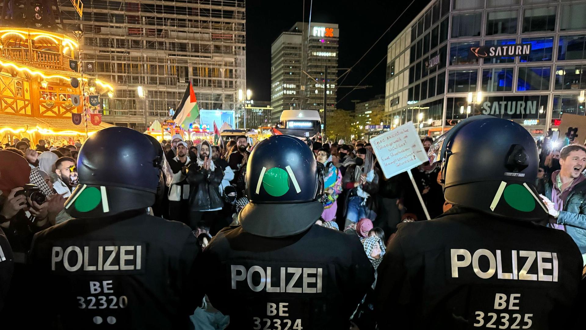 Nahostkonflikt: 80 Festnahmen bei propalästinensischen Demos in Berlin