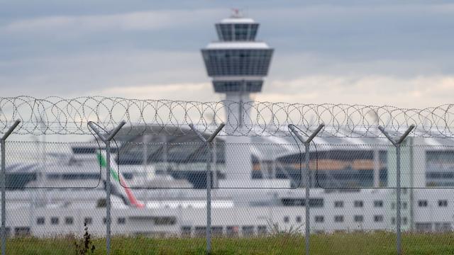 Drohnen-Zwischenfälle: Debatte um Drohnenabwehr nach Vorfällen am Flughafen