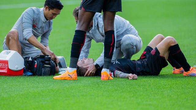 Fußball-Bundesliga: Leverkusens Grimaldo gibt nach Kopfverletzung Entwarnung