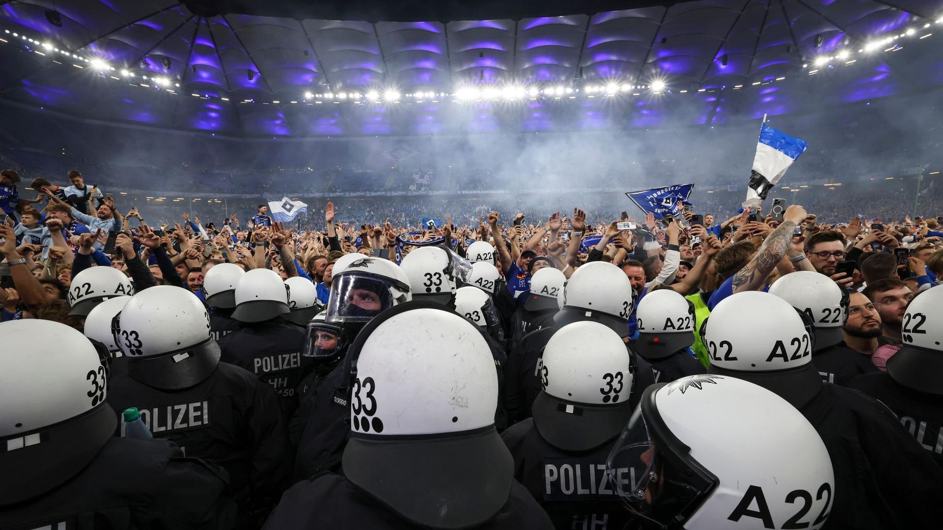 Sicherheit: Gewerkschafter: Hamburger Polizei "geht auf dem Zahnfleisch"