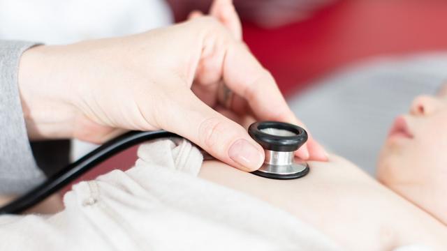 Kindervorsorge: Kinderärzte fordern Kontrollen bei versäumter Vorsorge