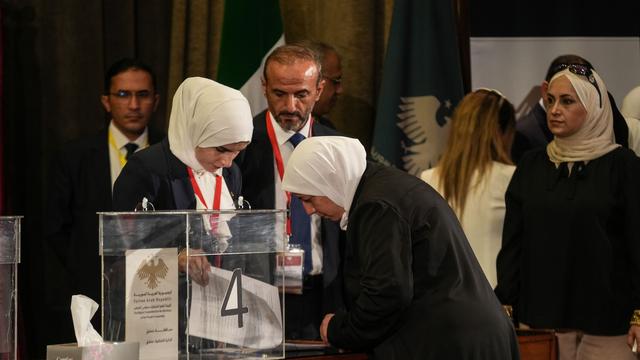 Umbruch in Syrien: Syriens Parlamentswahl: Kaum Frauen und Minderheiten gewählt