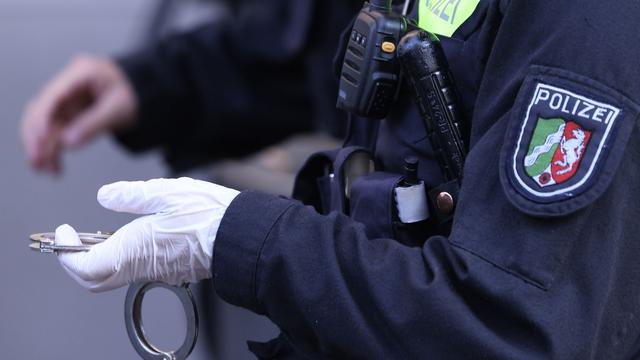 Kriminalität: Drogen-Razzia - drei Haftbefehle vollstreckt