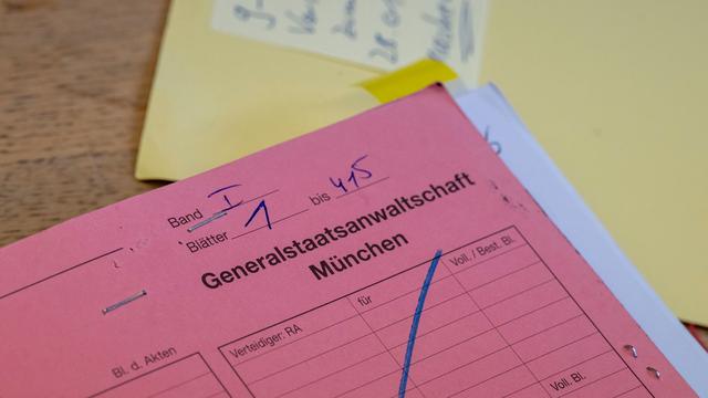 Extremismus: Mutmaßlicher Holocaust-Leugner festgenommen