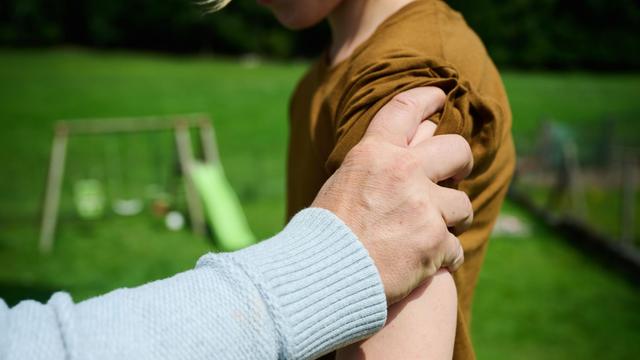 Prozesse: Stieftöchter missbraucht - Mann zu 13 Jahren Haft verurteilt