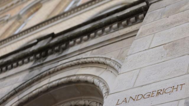 Prozess in Osnabrück: Missbrauch und heimliche Fotos - Orthopäde vor Gericht