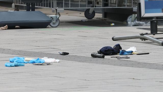 Polizei: Polizei schießt in Düsseldorfer Zentrum auf bewaffneten Mann