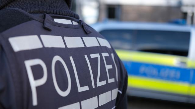 Verkehrskontrolle: Mehr als 25 Stunden dieselben Fahrer - Reisebus gestoppt