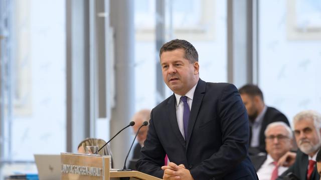 Landtagswahl 2026: Bericht: Schulze will mit Garantie für Jobs punkten