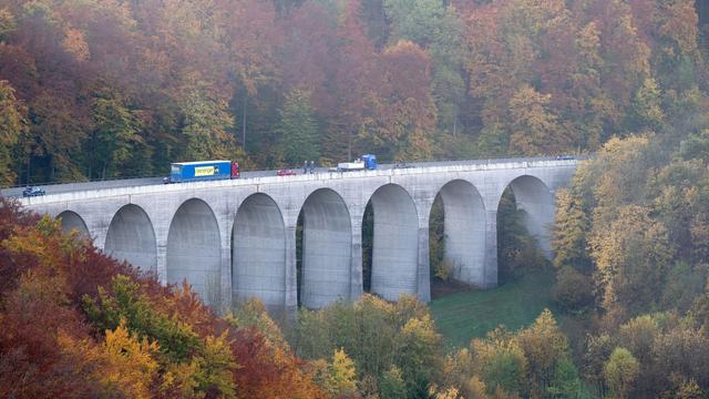 Autobahnsperrung: Albaufstieg nach Süden dicht - Was Autofahrer wissen müssen