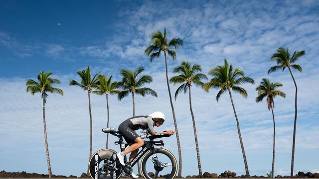 Ironman-WM: Schwanger im Hawaii-Ziel: Babystrampler für Anne Reischmann