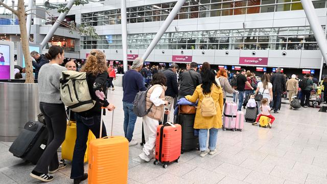 Ferienstart: Teilweise Störung der Gepäckanlage am Flughafen Düsseldorf