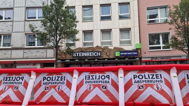 Ermittlungen: Nach Schüssen in Wettbüro: Tatverdächtiger schweigt weiter