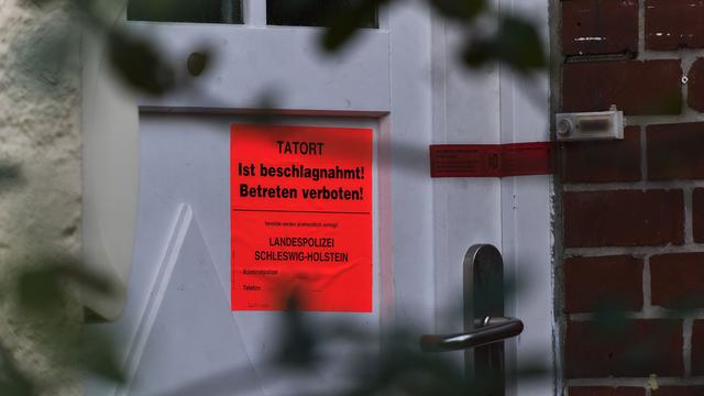 Tod durch Vernachlässigung: Nach Tod von Baby auch zwei Bekannte unter Verdacht