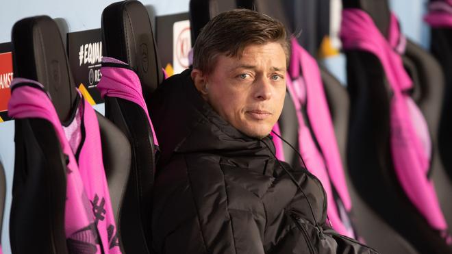  Fisnik Asllani erzielt das Siegtor für die Gäste.