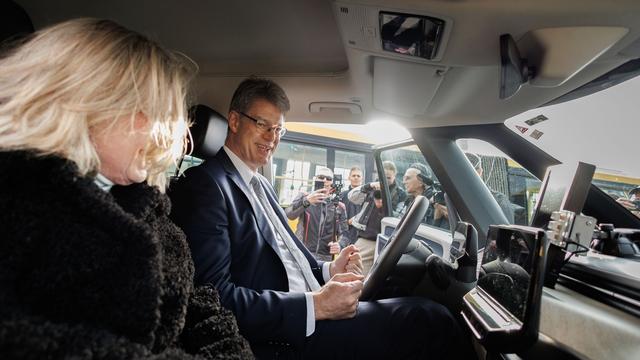 Mobilität: BVG testet autonome Kleinbusse im Berliner Nordwesten