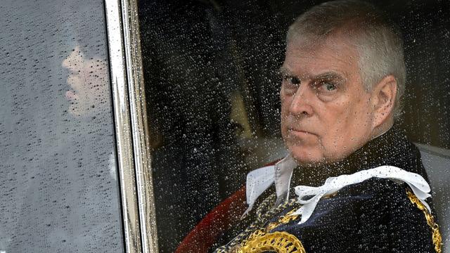 Britische Royals: Epstein-Affäre: Prinz Andrew gibt Titel und Ehren auf