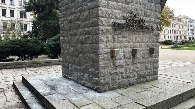 Staatsschutz ermittelt: Görlitzer Oberbürgermeister verurteilt Bücherverbrennung