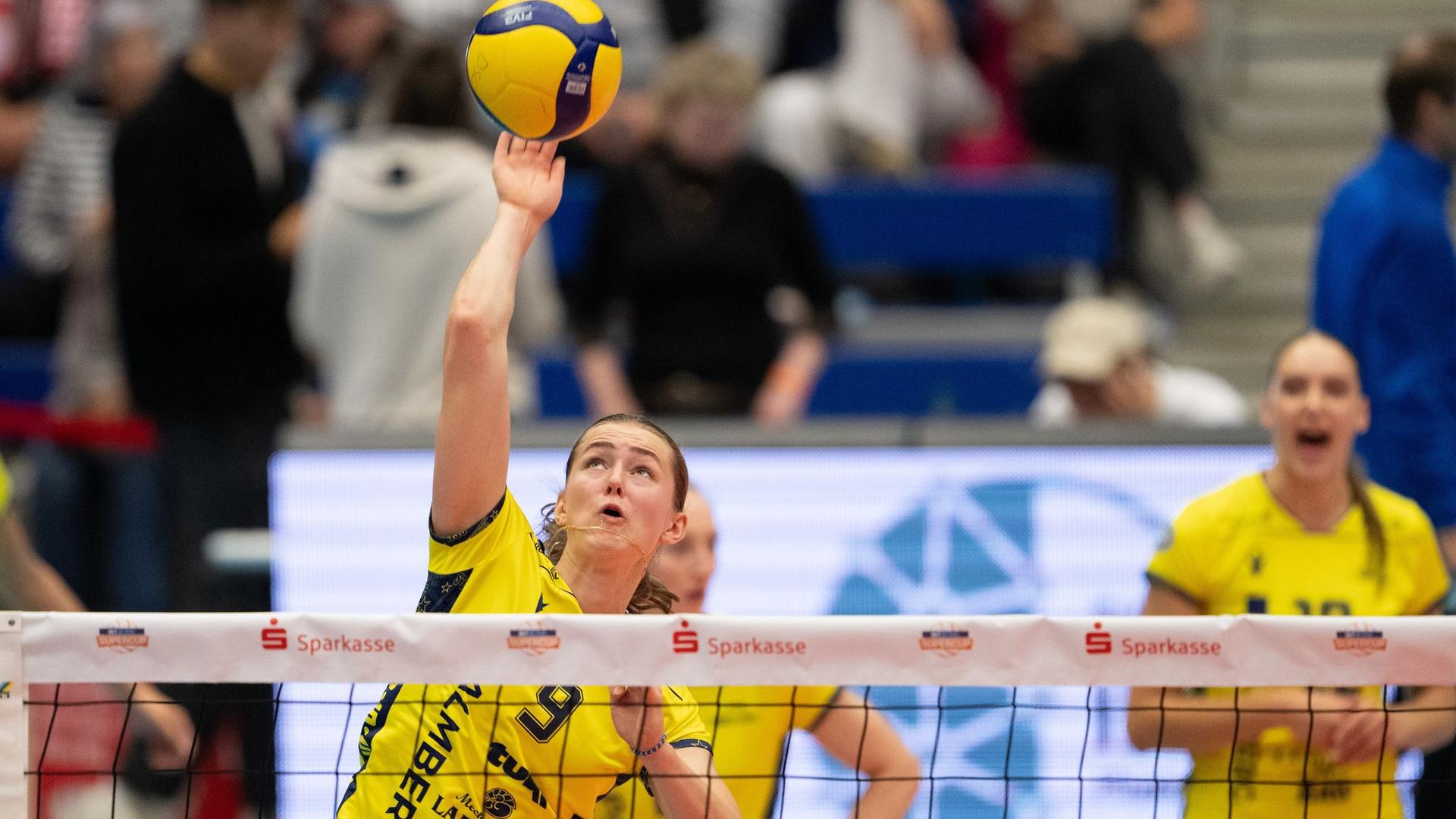 Volleyball: Meister Schwerin feiert ersten Saisonsieg