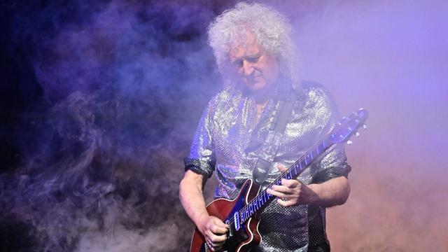 Rockikone: Warum der Queen-Gitarrist sich ständig verspielt