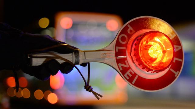 Kriminalität: Mit Tempo 140 ohne Führerschein – Polizei stoppt Jugendliche