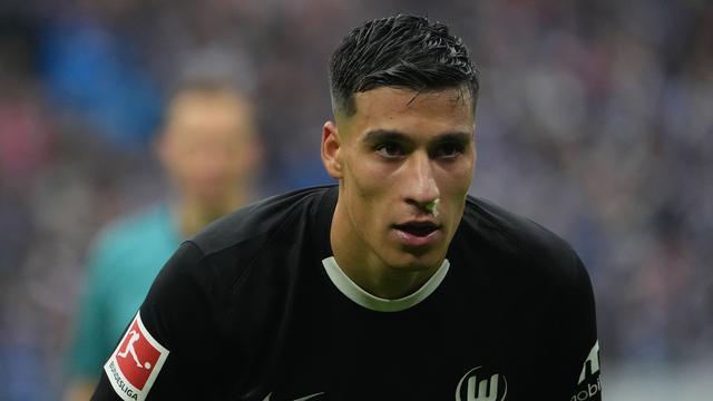 Fußball-Bundesliga: Wolfsburg atmet auf: Niederlagenserie endet beim HSV