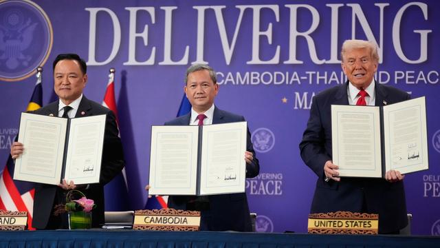 Asean- und Apec-Gipfel: Trump auf Asien-Reise: Xi, Deals und Friedensabkommen