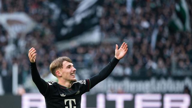 Fußball: Bericht: Neuer Vertrag für Bayerns Top-Talent Lennart Karl