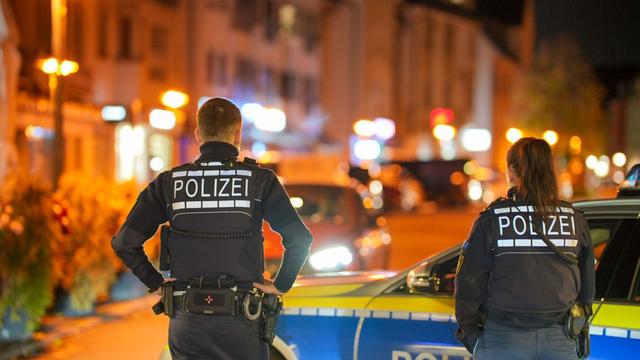 Kriminalität: Täter nach Messerangriff in Stuttgart weiter flüchtig