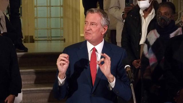 Medien: Britische "Times" muss Fake-Interview mit de Blasio löschen