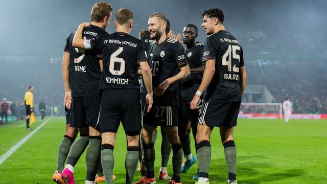 Fußball: Immer wieder Kane: Bayern siegt im DFB-Pokal in Köln