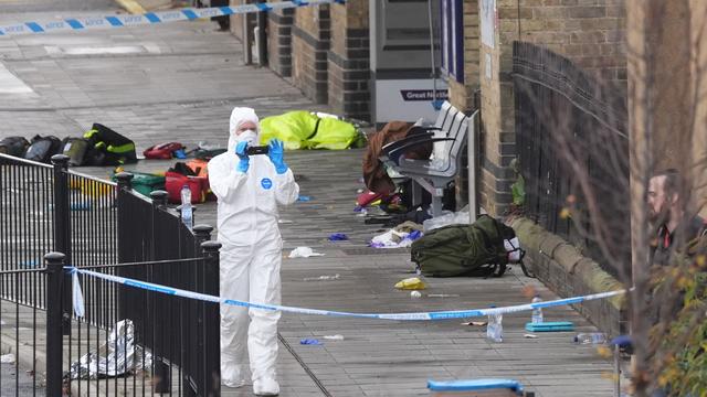 Ermittlungen: Nur noch ein Tatverdächtiger nach Attacke in Zug in England