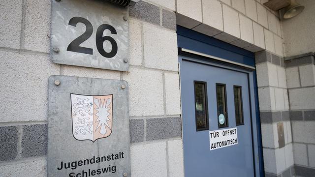 Feuer in Haftraum: Zwei Verletzte bei Brand in Jugendanstalt Schleswig