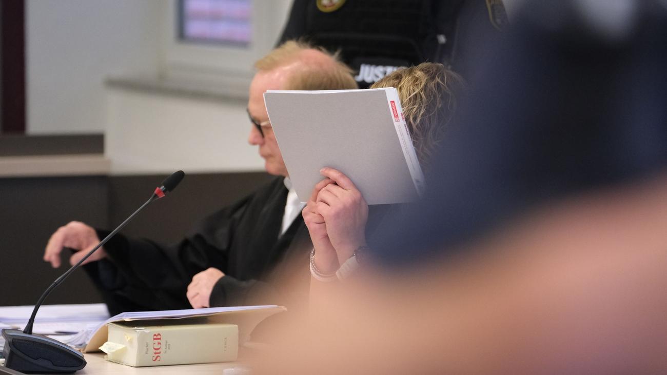 Prozesse: Babys nach Geburt gestorben - Prozess gegen Mutter dauert an