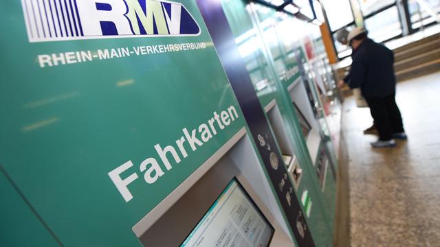 Preiserhöhung: Ermäßigte Nahverkehrstickets in Hessen werden teurer