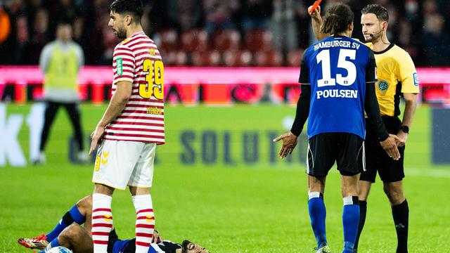 Köln gegen HSV: Mehr als fünf Minuten Videobeweis: Wieder Kritik am VAR