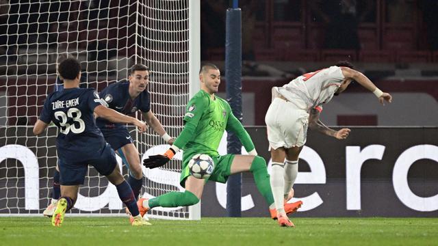 Champions League: Bayern triumphieren nach Díaz-Doppelpack und Rot in Paris