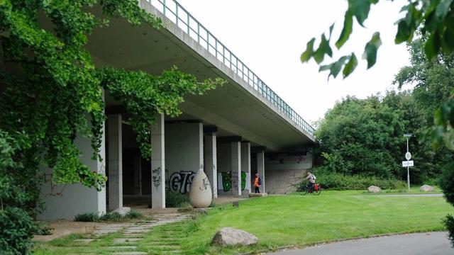 Sicherheit: Brücken-Check bei Leipzig: Labor untersucht Agra-Bauwerk