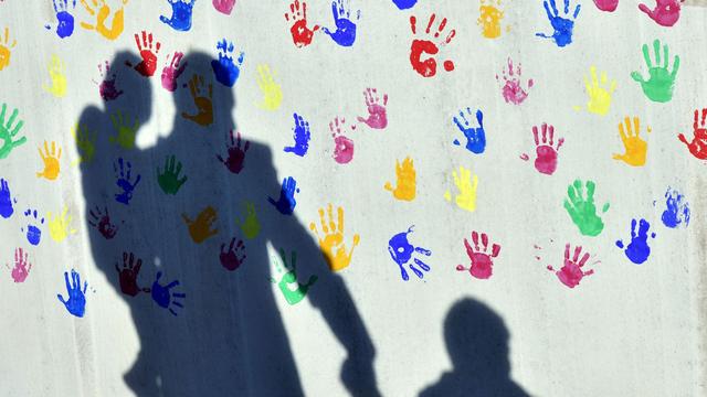 Soziales: Pflegefamilien gesucht – Kinder warten in Hessen auf Zuhause