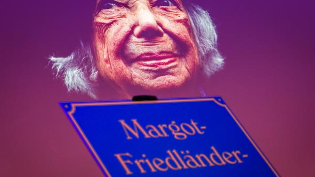 Holocaust-Überlebende: Zum Geburtstag: Menden weiht Margot-Friedländer-Platz ein