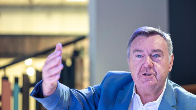 Schaurige Entdeckung in Hanau: Mit Blut beschmierte Autos und Häuser – Polizei ermittelt