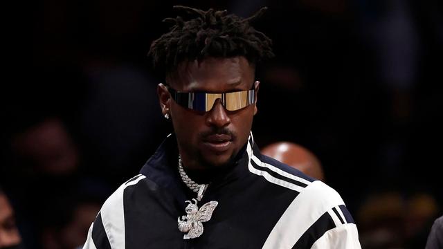 American Football: Haftstrafe droht: Ex-NFL-Star Brown in die USA ausgeliefert