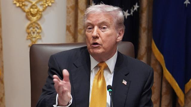 Ukraine-Krieg: Trump hält an Budapest für mögliches Treffen mit Putin fest