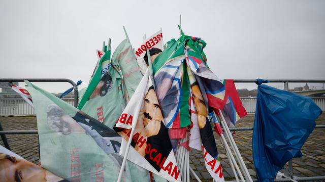 Großkundgebung in Köln: Tausende demonstrieren für Freilassung von PKK-Chef Öcalan