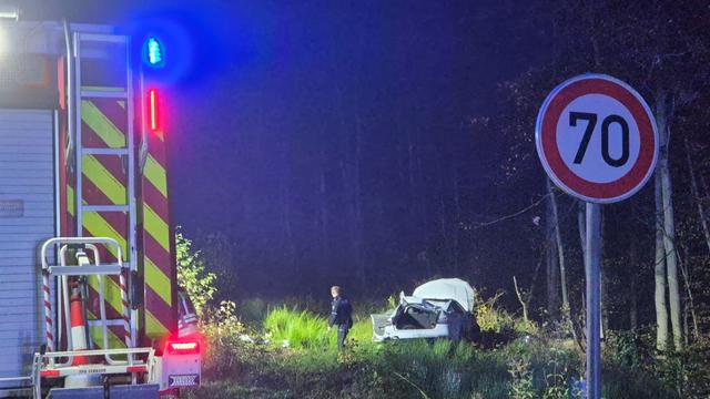 Unfall im Rhein-Sieg-Kreis: 39-Jähriger überschlägt sich mit Auto - schwer verletzt